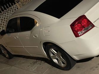 Dodge Charger 5.7