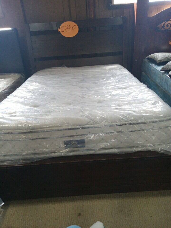 Queen size bed
