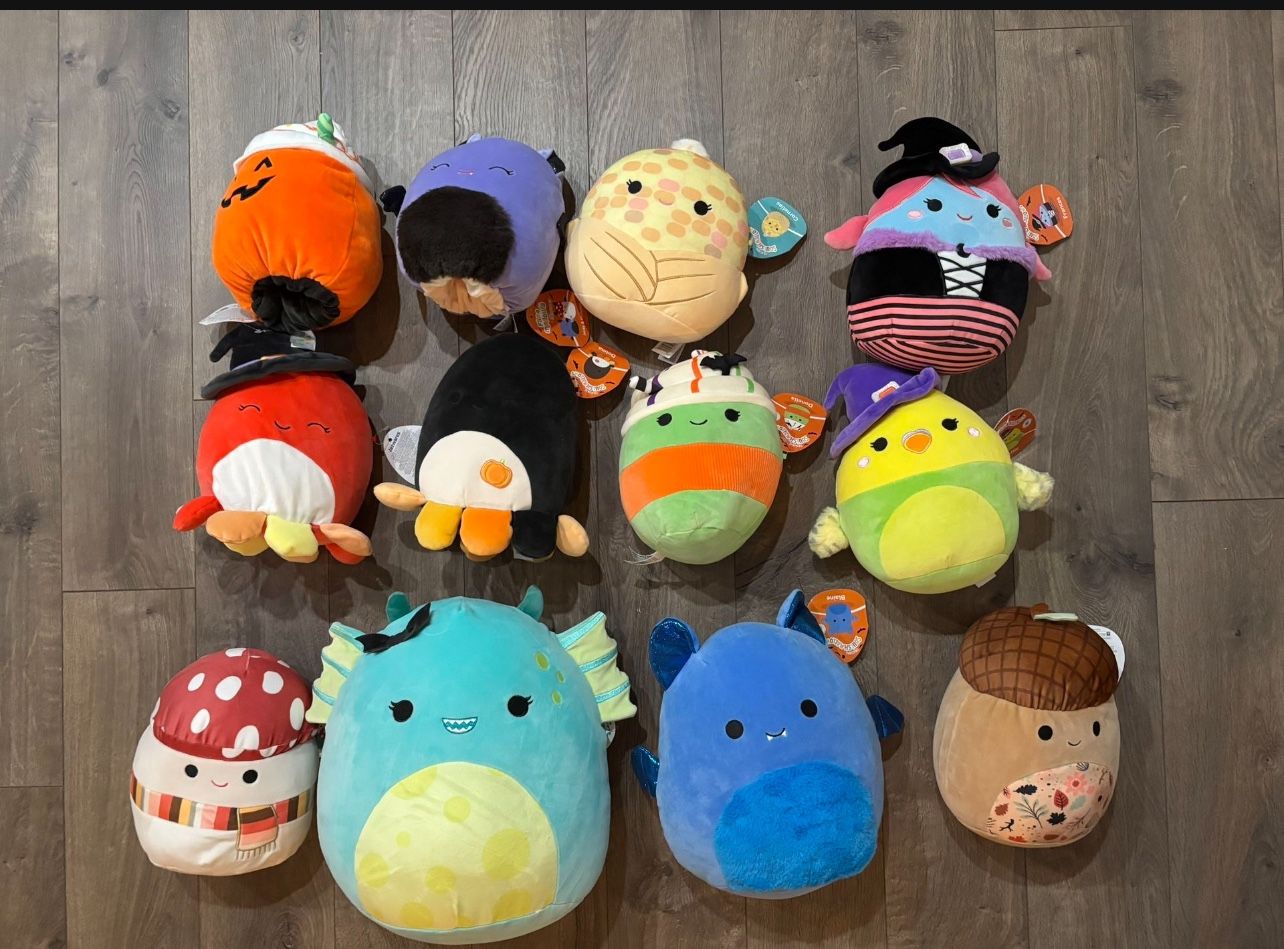 Lots of 12 various sizes, Halloween Squishmallow