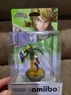 Super Smash Bros Link Unopen Amiibo 