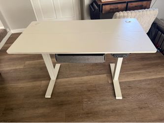 White Wide and Spacious 48x24 Rising Desk