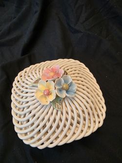 Vintage Reticulated Porcelain  Candy box with a Basket-weave Lattice Design