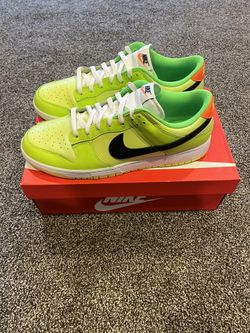 Nike Dunk Low SE Size 13