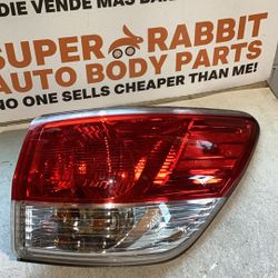 2013  Pathfinder Passenger Tail Light Original 2016 
