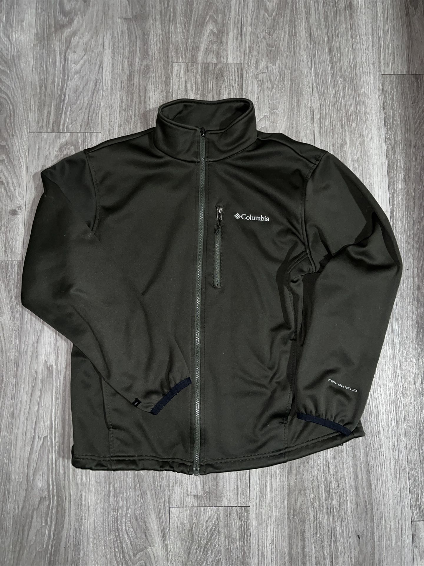 Columbia Sportwear Men Green Sweater Omni Shield Size Large