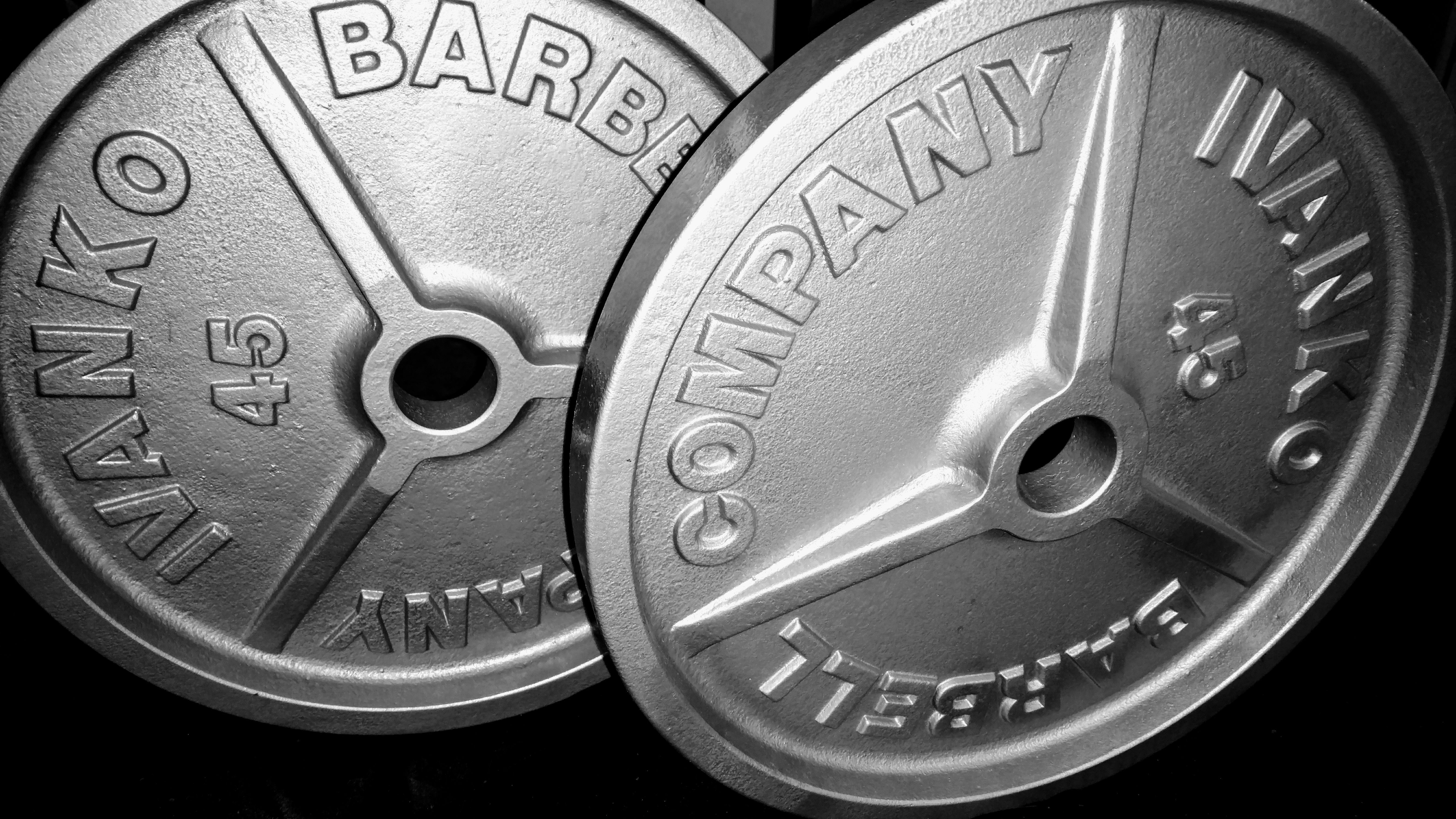 IVANKO BARBELL COMPANY 45 LB OLYMPIC DEEP DISH WEIGHT PLATES 90 LBS TOTAL