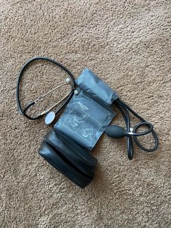 Stethoscope/ Manual blood pressure monitor