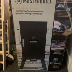 Masterbuilt  Analog Electric Smoker New