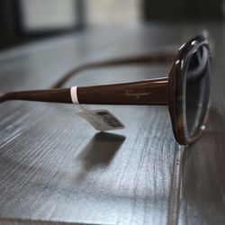 Ferragamo Sunnies 