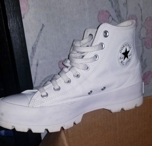 LEATHER CONVERSE SHOES 