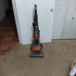 Dyson Ball Vacuum 