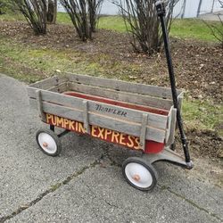 VINTAGE TRAVLER RADIO FLYER WAGON