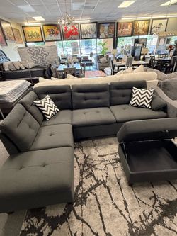 L- Shape Sectional with storage ottoman