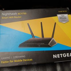 NETGEAR R6700 Nighthawk AC1750 Smart WiFi Router