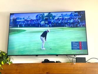 70-inch 4K Crystal UHD smart TV from Samsung’s 7 Series