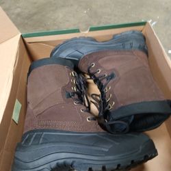 Insulated Boots