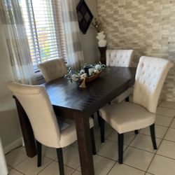 Dining Room Table And 4 Chairs