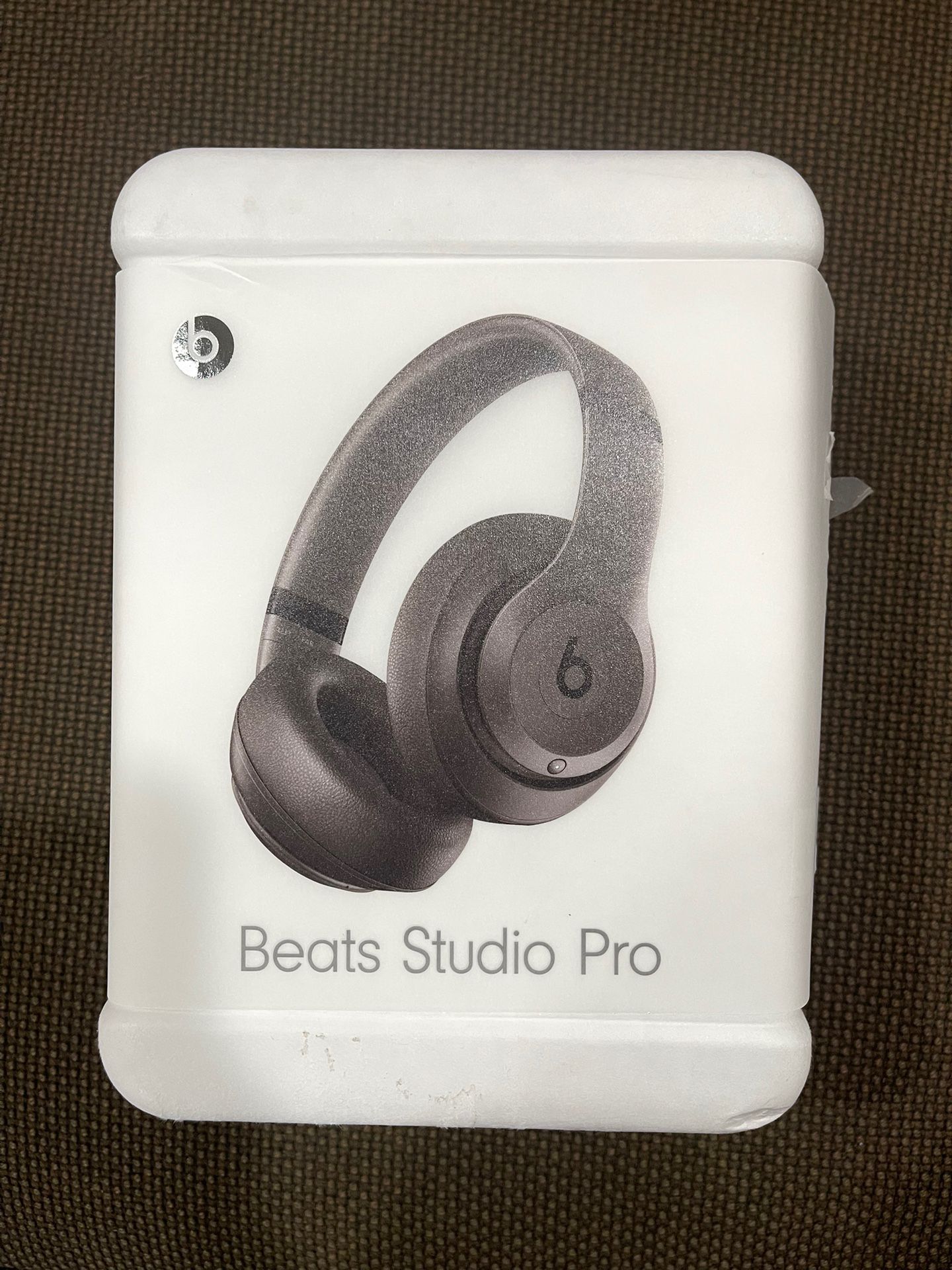 Beats Studio Pro Bluetooth Wireless Headphones - Deep Brown (MQTT3LLA)