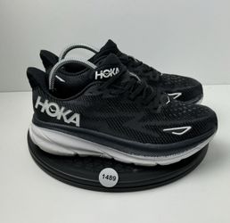 Hoka One One Clifton 9 Mens Size 7.5 1132210 BWHT Black Running Shoes