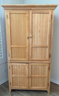 Armoire/TV cabinet