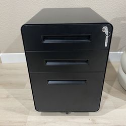 Rolling 3drawer File cabinet