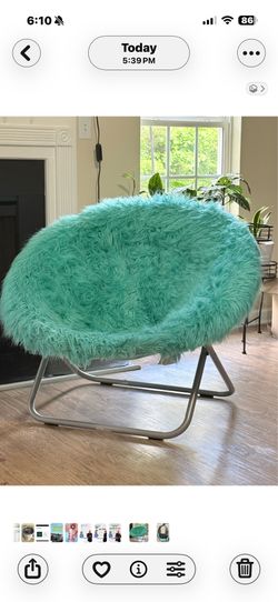 Teal/Turquoise  Fuzzy Saucer Chair