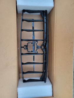 Maserati Lavente All Black Grill