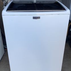 Maytag Washing Machine- Works Great- 8 Yrs Old- (60 Day Warranty)