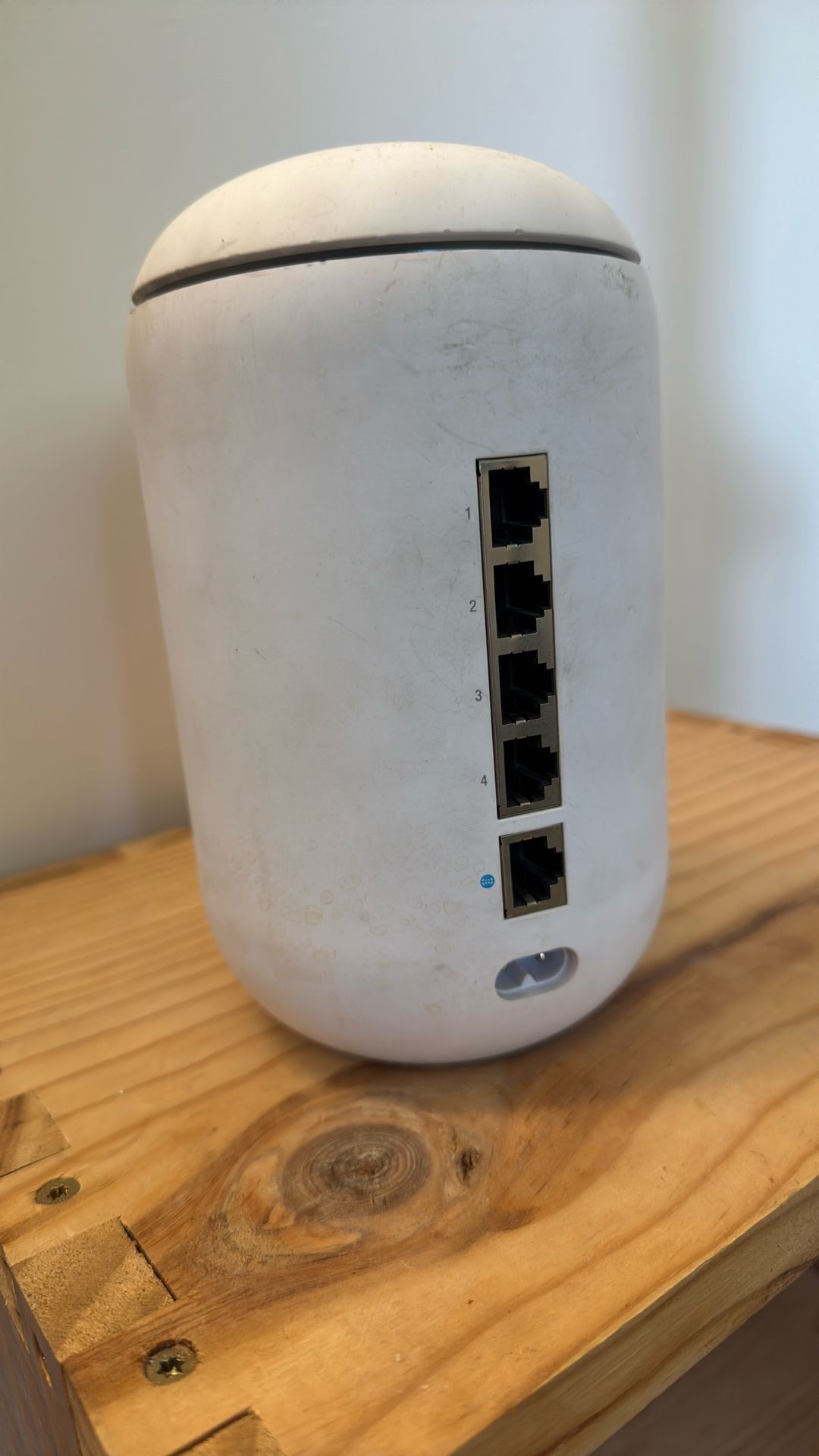 Ubiquiti UniFi Dream Machine Network WiFi Router