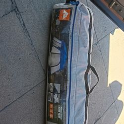 OZARK TRAIL 4-PERSON INSTANT CABIN  TENT