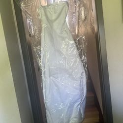 David’s Bridal White Dress Size 6