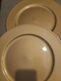 Gold Charger Plates (READ NOTES)