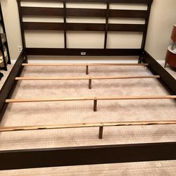 Excellent condition Ethan Allen King Bed Frame, new $1599