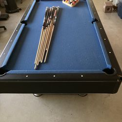 8' Olio Professional Series Pool Table for Sale in Fort Worth, TX - OfferUp