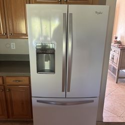 Whirlpool Refrigerator 