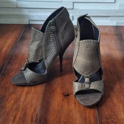 Leon Max Open Toe Snakeskin Dandals High Heels Size 6.5
