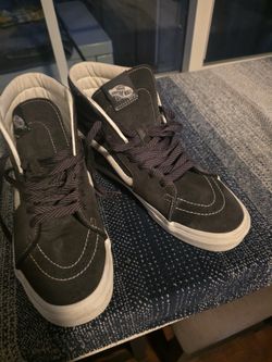 Mens Vans Size 8 1/2