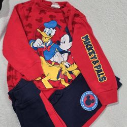 4 Sets/ Conjuntos De Niño $12