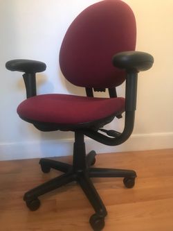Desktop chair for sale $20