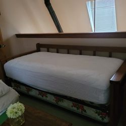 Twin Trundle Bed With Pullout twin Bed