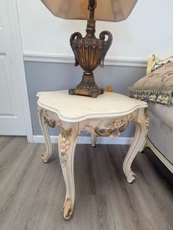 Marb    Vintage French Provincial Marble Top Coffee Table Set with 2 Matching End Table & 2 Lamps