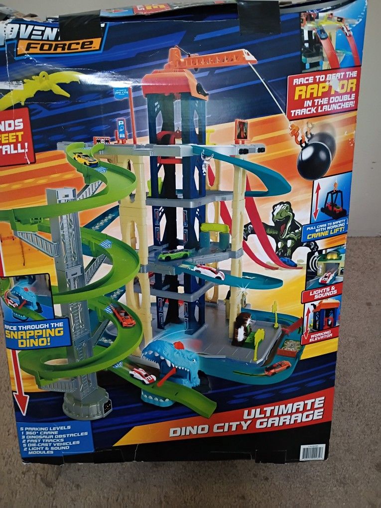 Adventure Force Garage