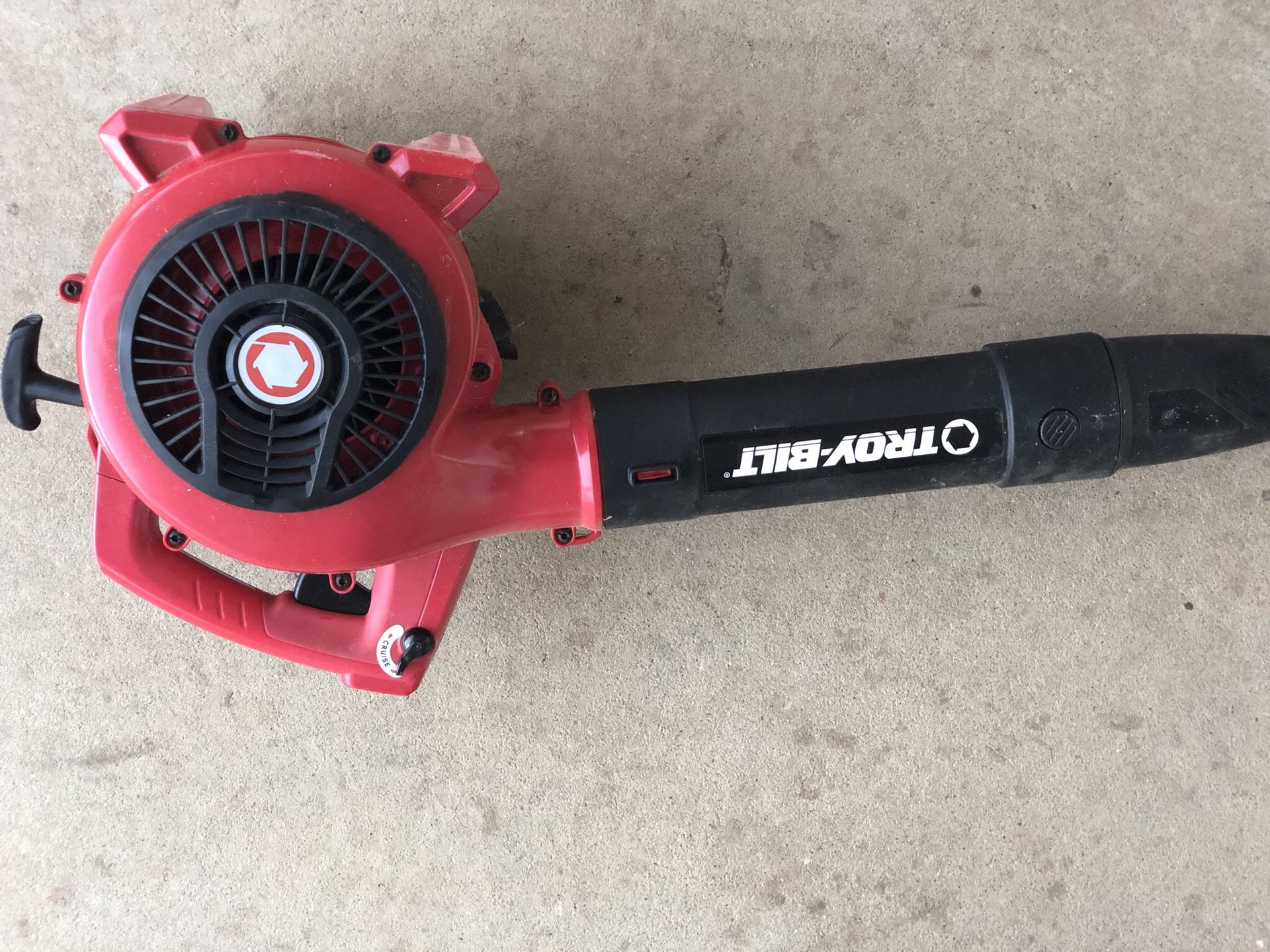 Troy-Bilt TB430 leaf blower