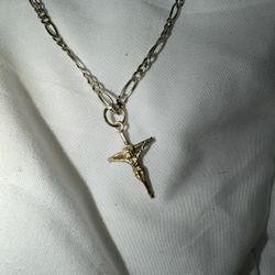 Gold Small Chain With Jesus Pendant 