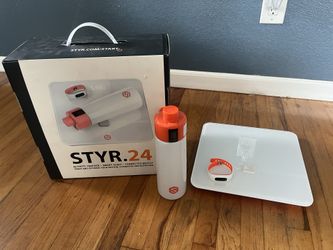 STYR.24 Activity Tracker + Smart Scale + Connected Bottle