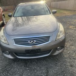 Infiniti G37X 