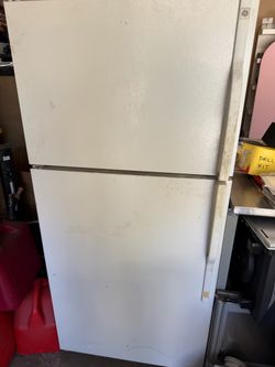 GE fridge and freezer