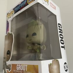 Guardians Of The Galaxy - Baby groot And gamora Collectibles!