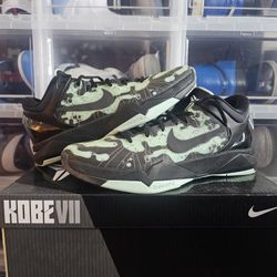 Nike Zoom Kobe VII 7 Mint Green Black Poison Dart Frog Easter 488371-300 Sz 11