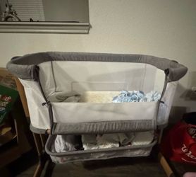 Ezebaby 3-in-1 Rocking Bassinet